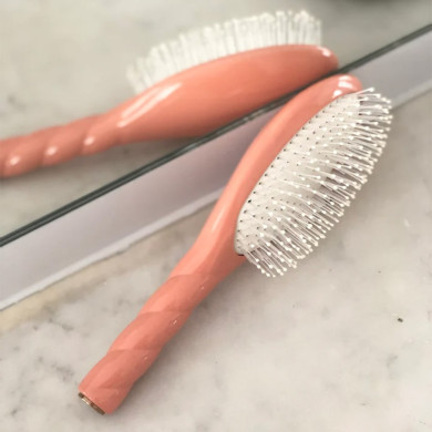 N.04 LA MIRACLE Démêlante & Massante - Corail