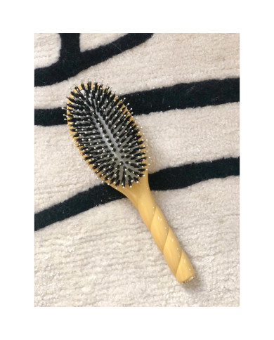 N.03 L'INDISPENSABLE DOUCEUR Cuir chevelu sensible - Jaune