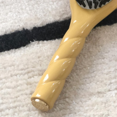 N.03 L'INDISPENSABLE DOUCEUR Cuir chevelu sensible - Jaune