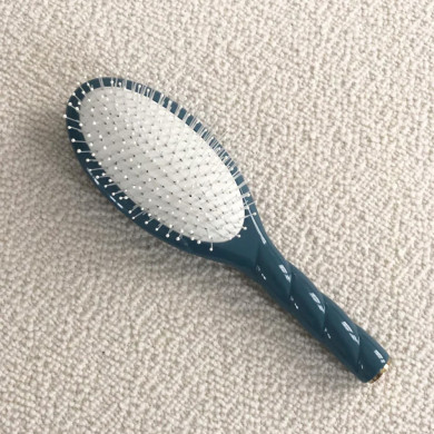 N.04 LA MIRACLE Démêlante & Massante - bleu