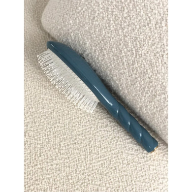 N.04 LA MIRACLE Démêlante & Massante - bleu