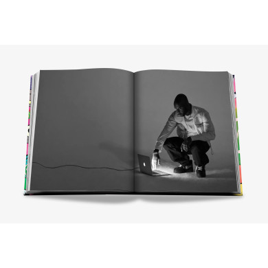 Louis Vuitton: Virgil Abloh (Classic Cartoon Cover) - Assouline Louis Vuitton: Virgil Abloh (Classic Cartoon Cover) - Assouline