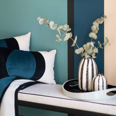 Black Riviera Decorative Vase - H24cm - Sarah Lavoine