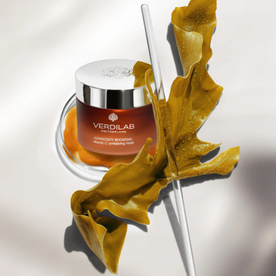 LUMINOSITY BOOSTING vitamin C revitalizing mask