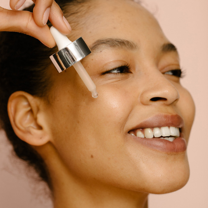 LIFT & GLOW rose serum