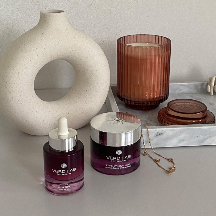 EXTREMELY NOURISHING rose radiance cream-mask