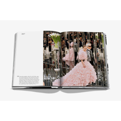 Chanel : the legend of an icon - Assouline Chanel : the legend of an icon - Assouline
