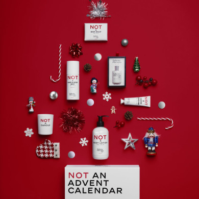 Not an Advent Calendar - Juliette has a gun