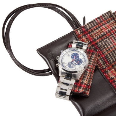 WM Brown Watch Roll Out With 6 Wraps WM Brown Watch Roll Out With 6 Wraps