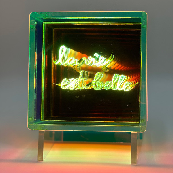 MITBOX - Cube lumineux - La vie est belle MITBOX - Cube lumineux - La vie est belle