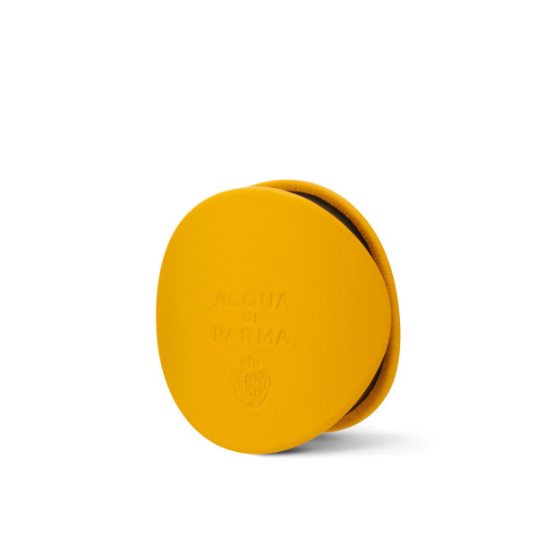 Diffuseur pour la voiture jaune Diffuseur pour la voiture jaune