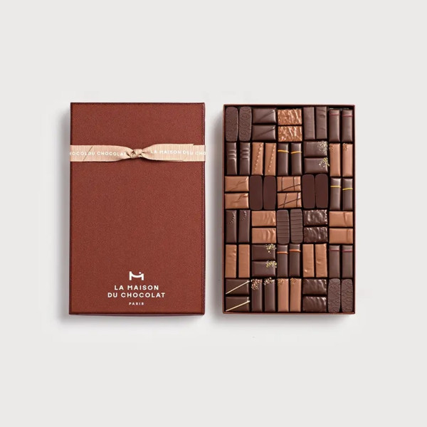 Coffret Maison Noir et Lait 60 chocolats 420g Coffret Maison Noir et Lait 60 chocolats 420g