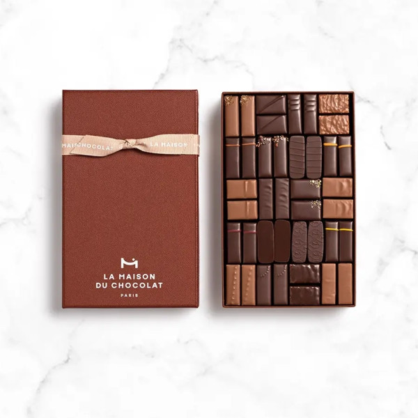 Coffret Maison Noir et Lait 40 chocolats 280g Coffret Maison Noir et Lait 40 chocolats 280g