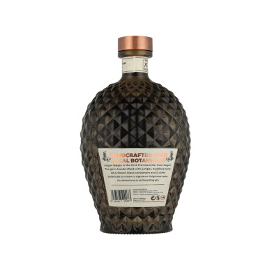 Saigon Baigur Dry Gin 70cl