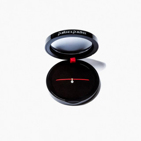 Bracelet cordon rouge en or rose et diamant 0,07 carat