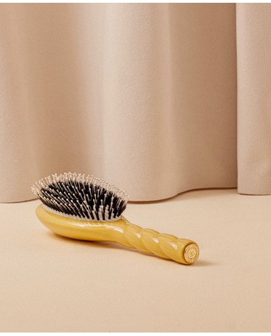 N.03 The Gentle Scalp Care HairBrush The Essential Softness Saffron Yellow