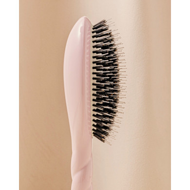 N.02 The Care & Detangling HairBrush The Essential Pink