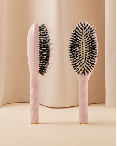 N.02 The Care & Detangling HairBrush The Essential Pink