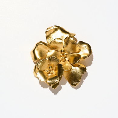 Broche « fleurs d’or » Magnolia