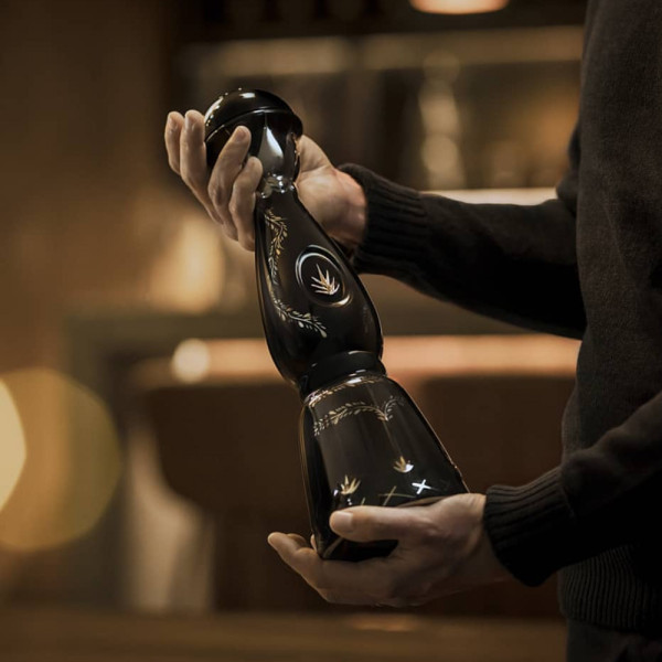 Tequila Ultra Extra Añejo - limitée à 100 exemplaires - Clase Azul México