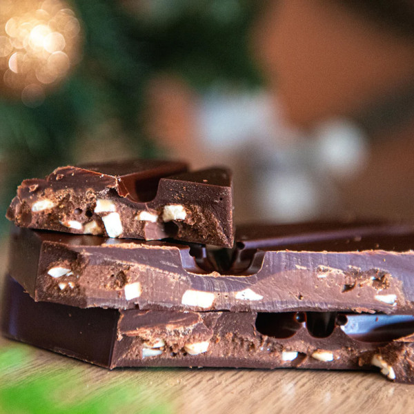 Étoile d'Espagne - Chocolat noir 70% cœur amandes d'Espagne