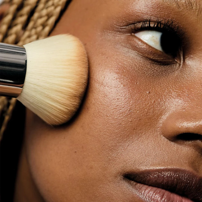 Le pinceau poudre - Aime