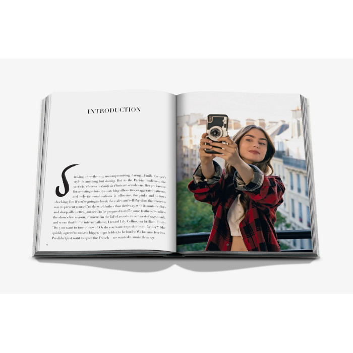 Emily in Paris: The Fashion Guide - Assouline