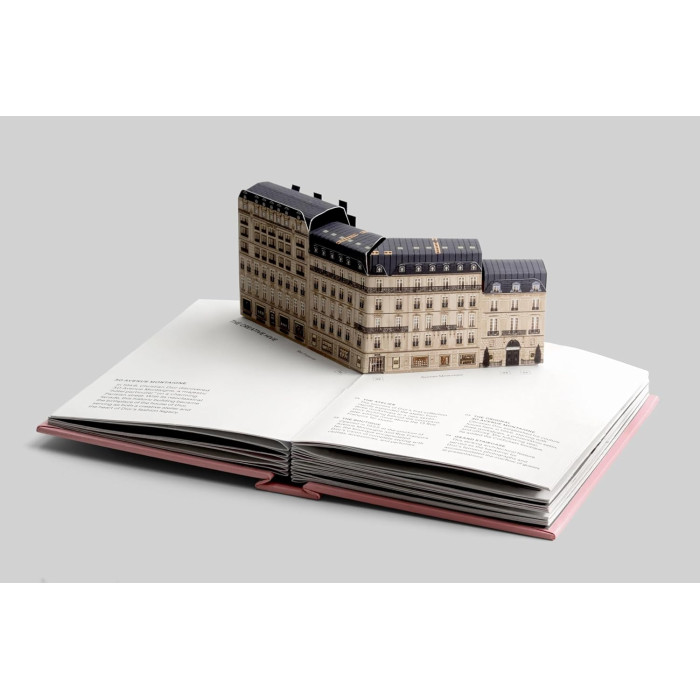 Fashion Unfolded: Pop-Up Dior