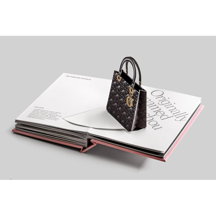 Fashion Unfolded: Pop-Up Dior