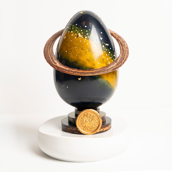 Œuf de Pâques Galaxie au chocolat noir - Publicisdrugstore