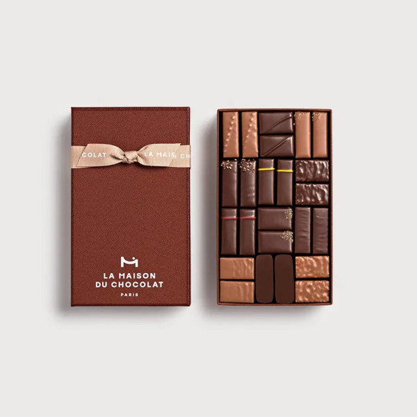 Coffret 24 Chocolats Assortis Noir et Lait 168g