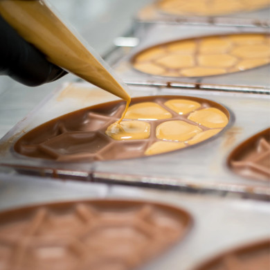 Tablette chocolat au lait fourrée praliné noisette