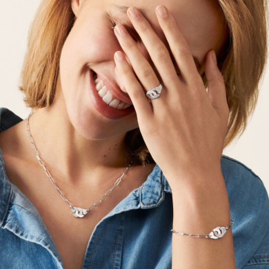 Bague Menottes dinh van petit modèle or blanc et diamants - taille 54