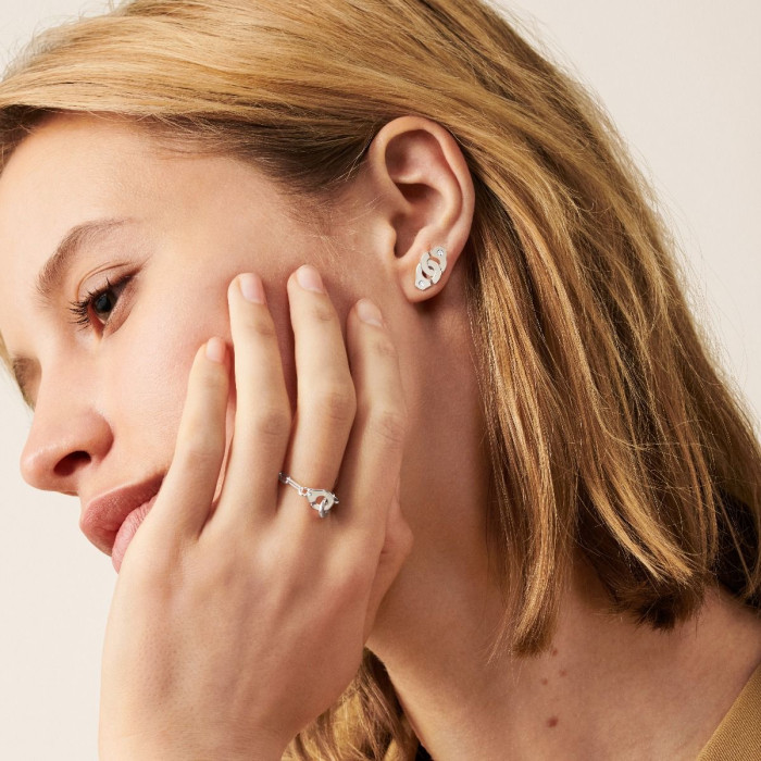 Bague chaîne Menottes dinh van or blanc - Tailles 49/50