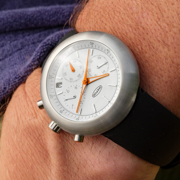 Chronopod White Horse 2025 - Ikepod