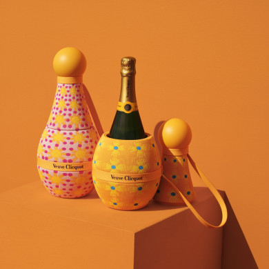 Champagne Veuve Clicquot Carte Jaune brut avec Champagne Cooler* - Édition limitée Yinka Ilori