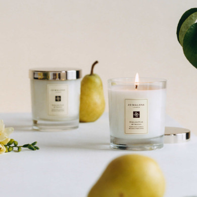 English Pear & Freesia Scented Candle 200g - Jo Malone