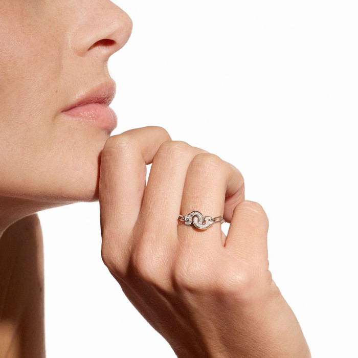 Bague chaîne Menottes dinh van or blanc et diamants - dinh van
