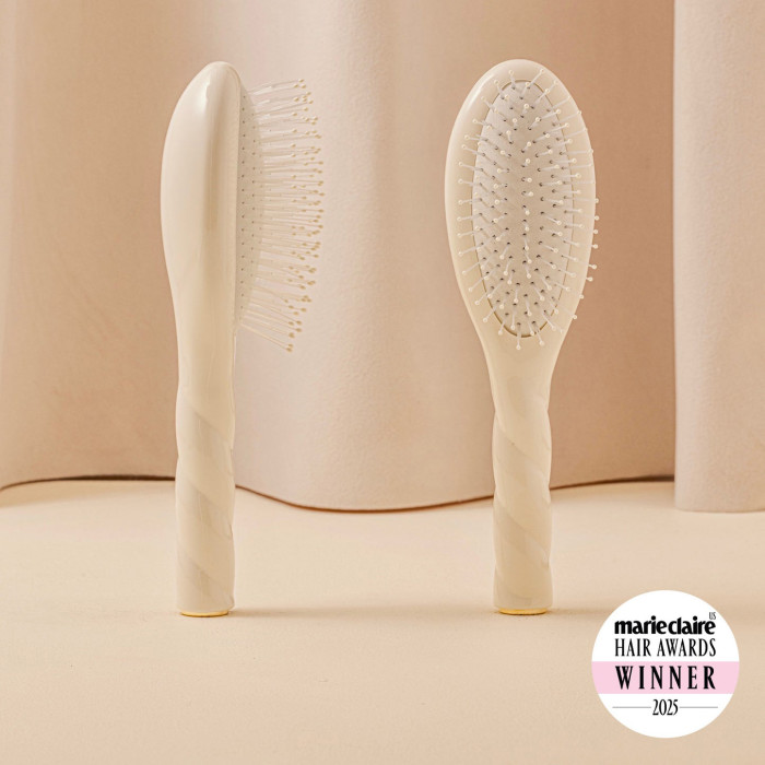 N.04 La Petite Brosse Démêlante & Massante La Miracle Blanc Crème - La Bonne Brosse