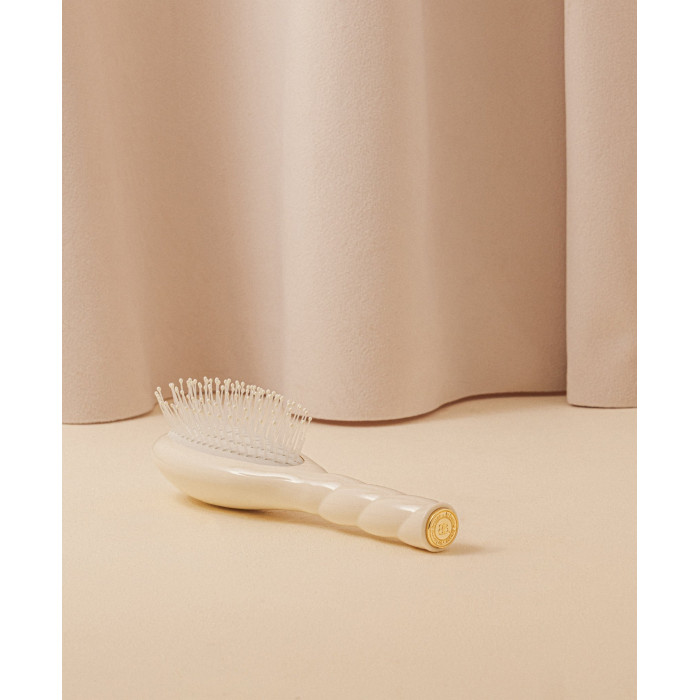 N.04 La Petite Brosse Démêlante & Massante La Miracle Blanc Crème - La Bonne Brosse