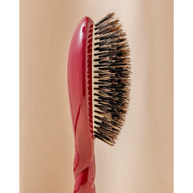N.01 La Brosse Brillance & Soin l'Universelle Rouge Cerise - La Bonne Brosse