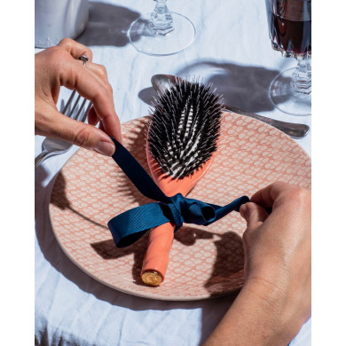 N.02 La Brosse Démêlante & Soin l'Indispensable Corail - La Bonne Brosse