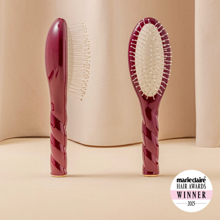 N.04 La Petite Brosse Démêlante & Massante La Miracle Rouge Cerise - La Bonne Brosse