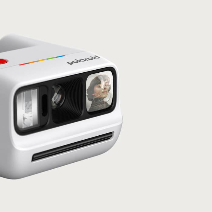 Polaroid Go Generation 3 – Pokémon Nymphali Edition