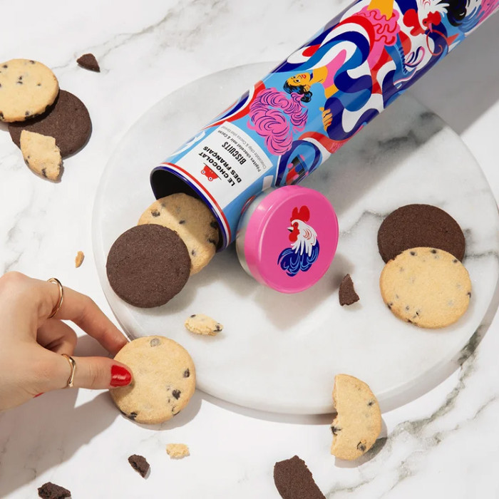 Biscuits Pépites et Cacao en boite métal décorée French cancan" - Le Chocolat des français